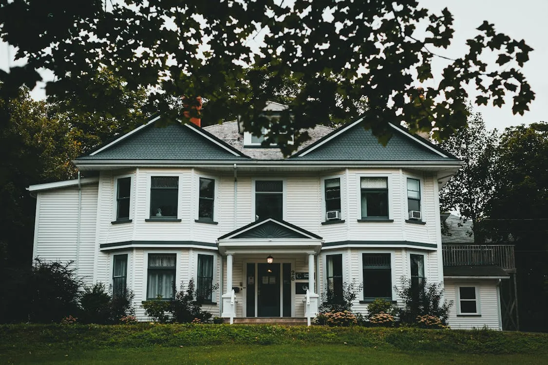 Property Sourcing in Amsterdam, Netherlands – Simplified Solutions